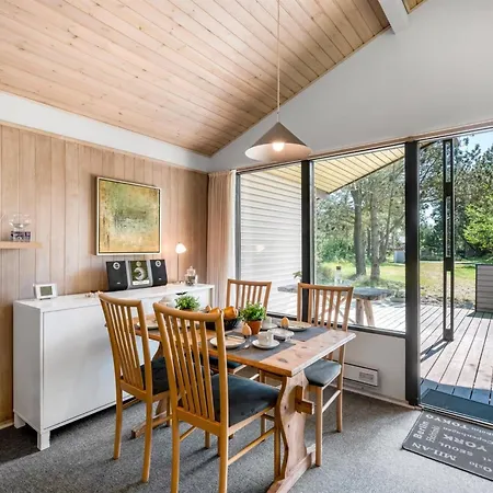 度假居 Borghild - 1-5km From The Sea By Interhome *